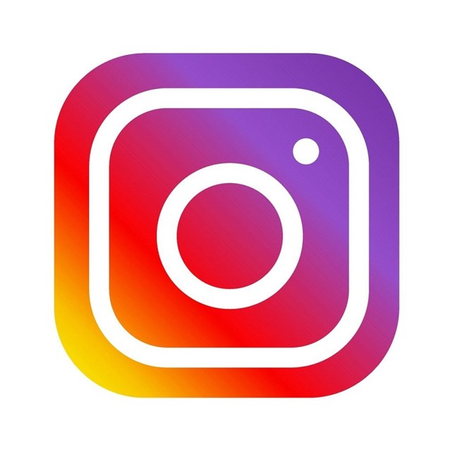 instagram-1581266_1280-1-1024x1016